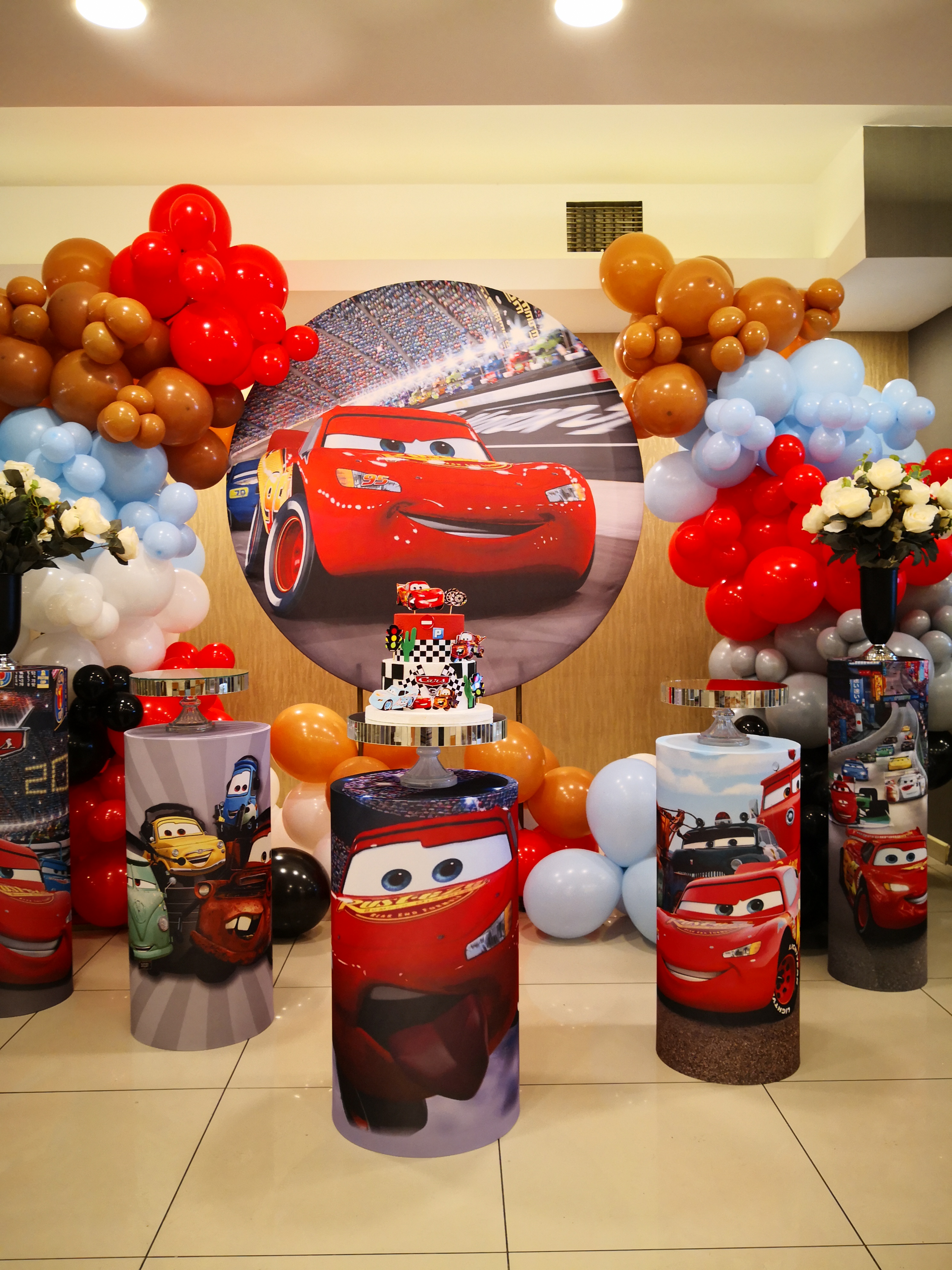 Şimşek McQueen Cars Konsepti